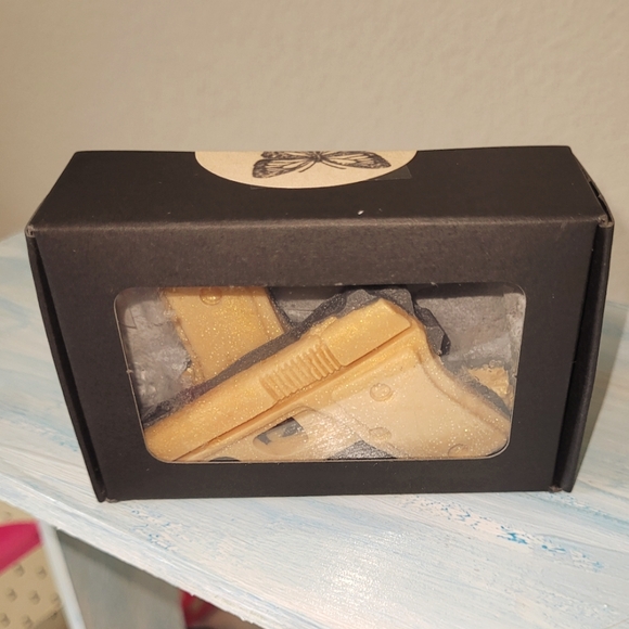 🫧Men's Handcrafted Vegan Shea Butter Soap - Picture 2 of 6